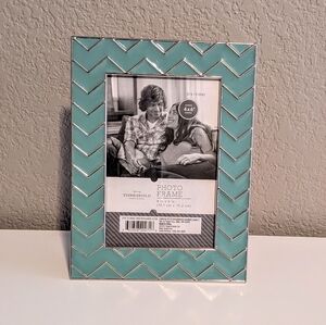 Turquoise Chevron Easel And Hanging Picture Frame